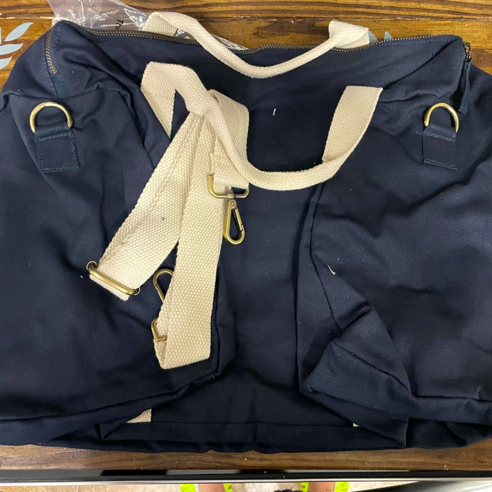 Known Supply duffle
